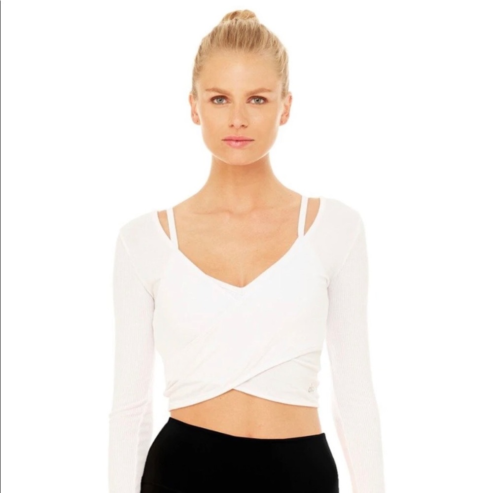 Alo Yoga Amelia long sleeve crop